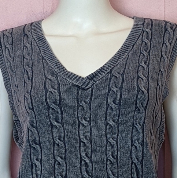 Aeropostale Blue Cable Knit V Neck Sweater Vest size Small - Picture 2 of 7